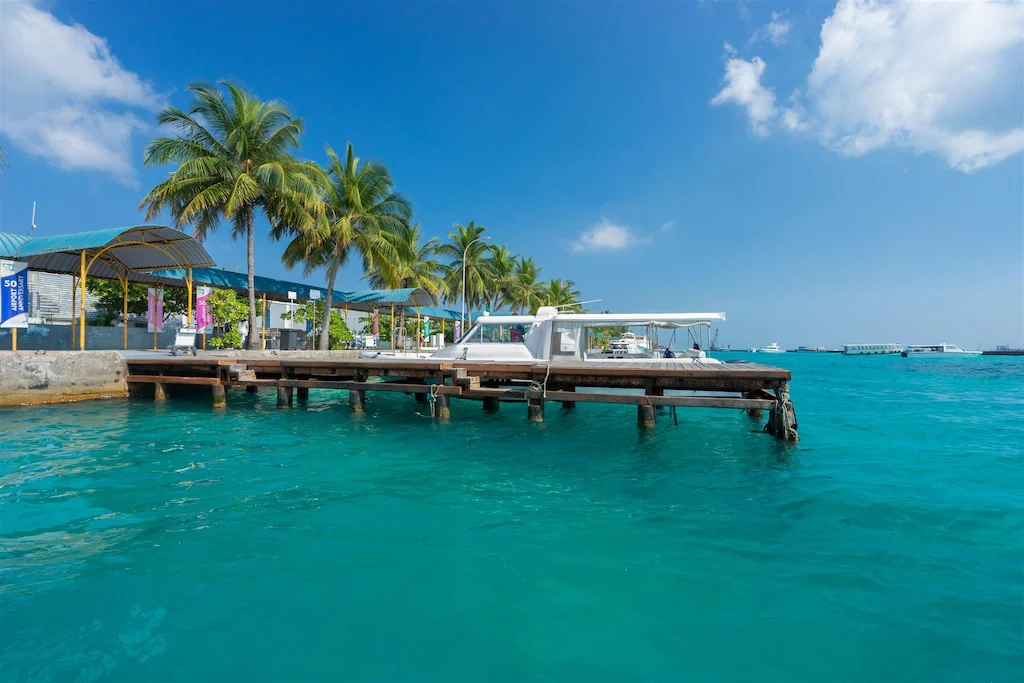 Maafushi jetty and turquoise lagoon